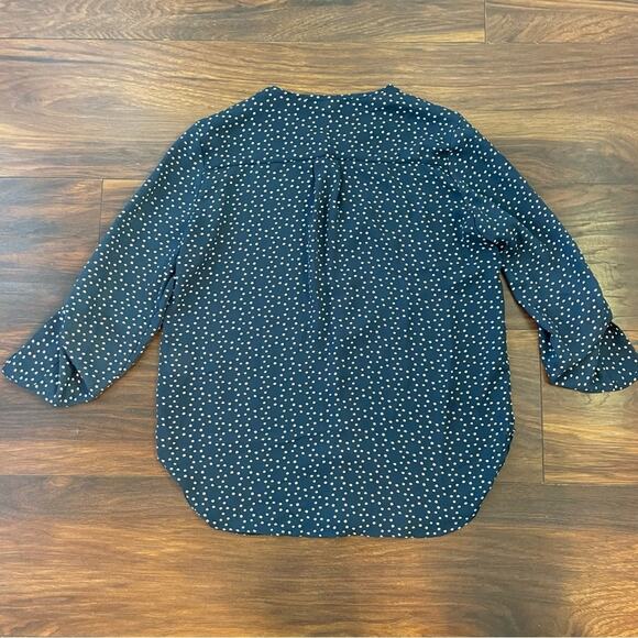 Collective Concepts blue and white long sleeve V-neck button blouse size XSP B15 - Picture 4 of 4